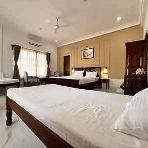 Revaas View Boutique Hotel