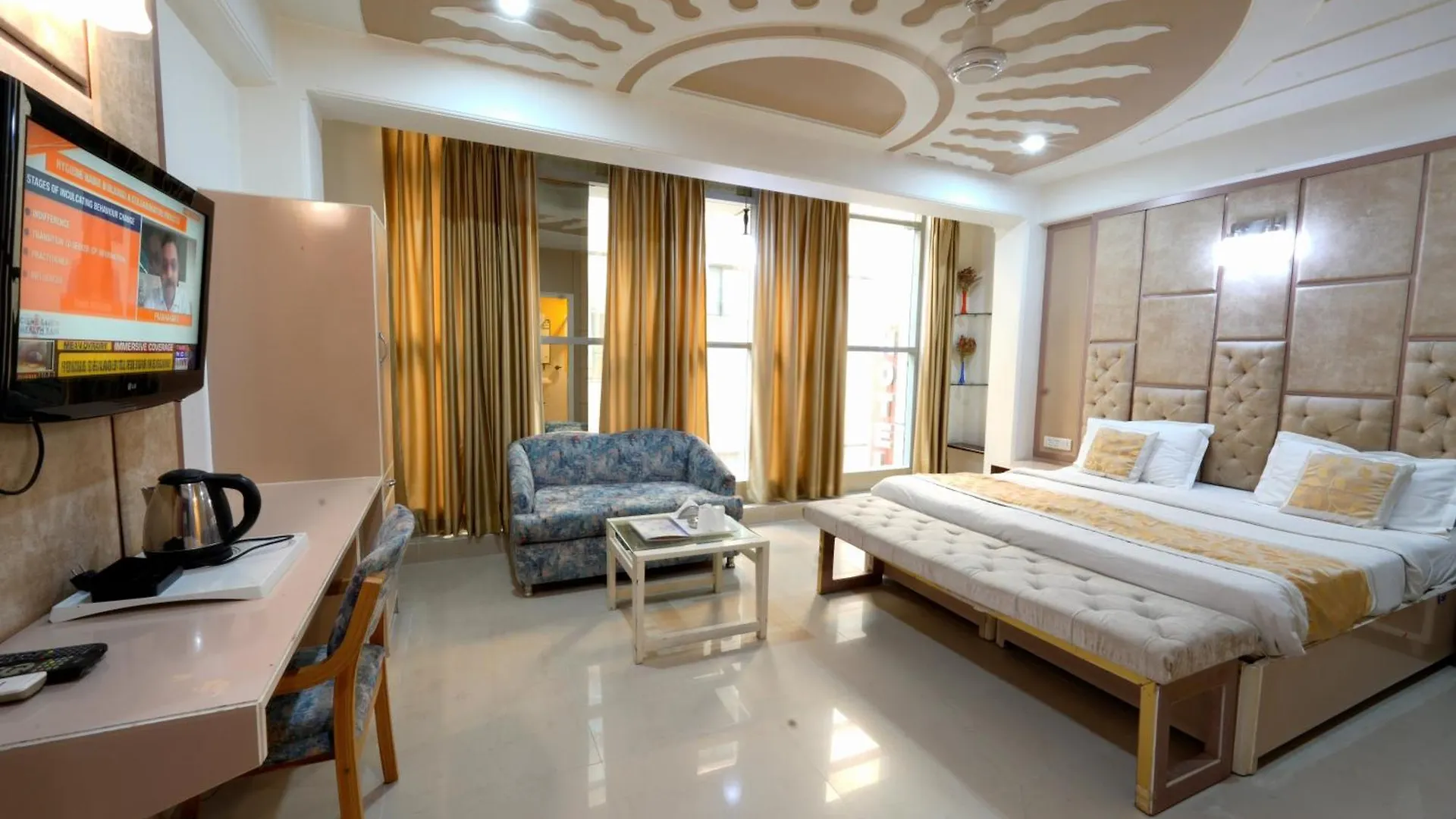 A Family Hotel Oppera Near Igi Airport Nueva Delhi