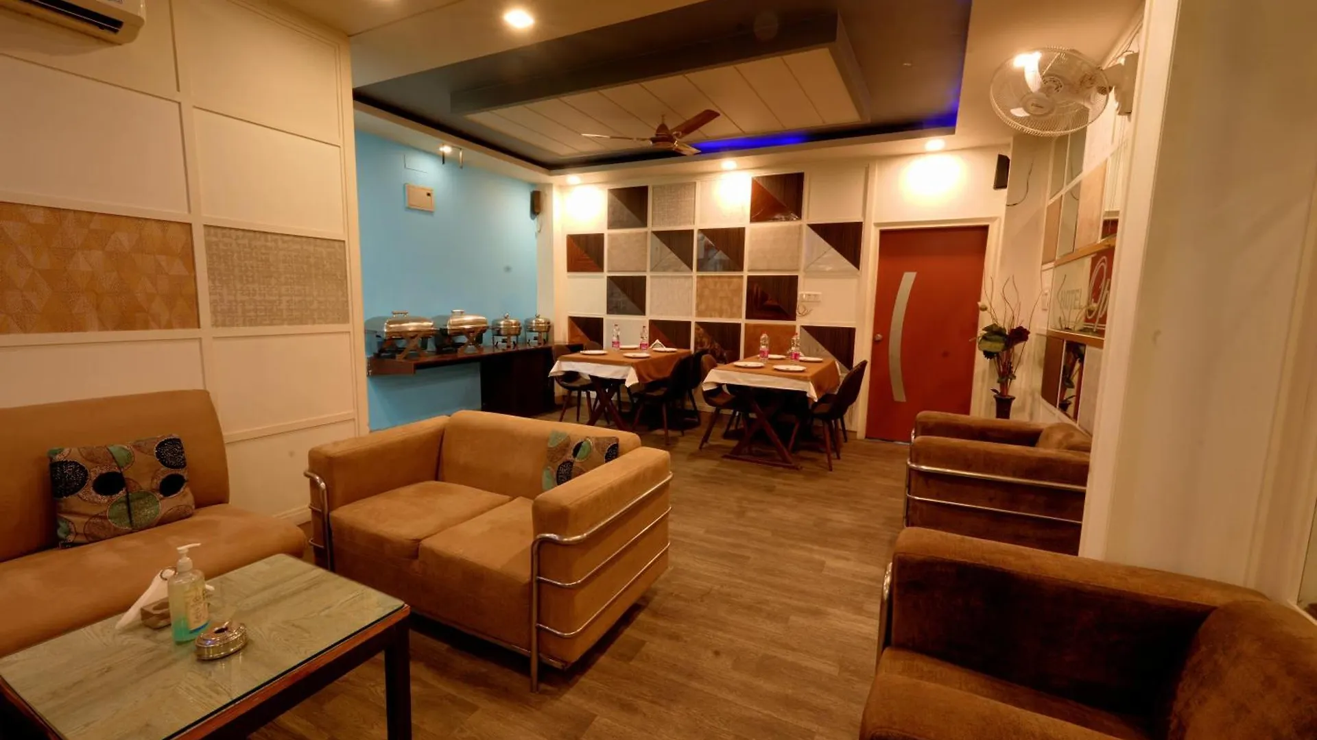 A Family Hotel Oppera Near Igi Airport Nueva Delhi