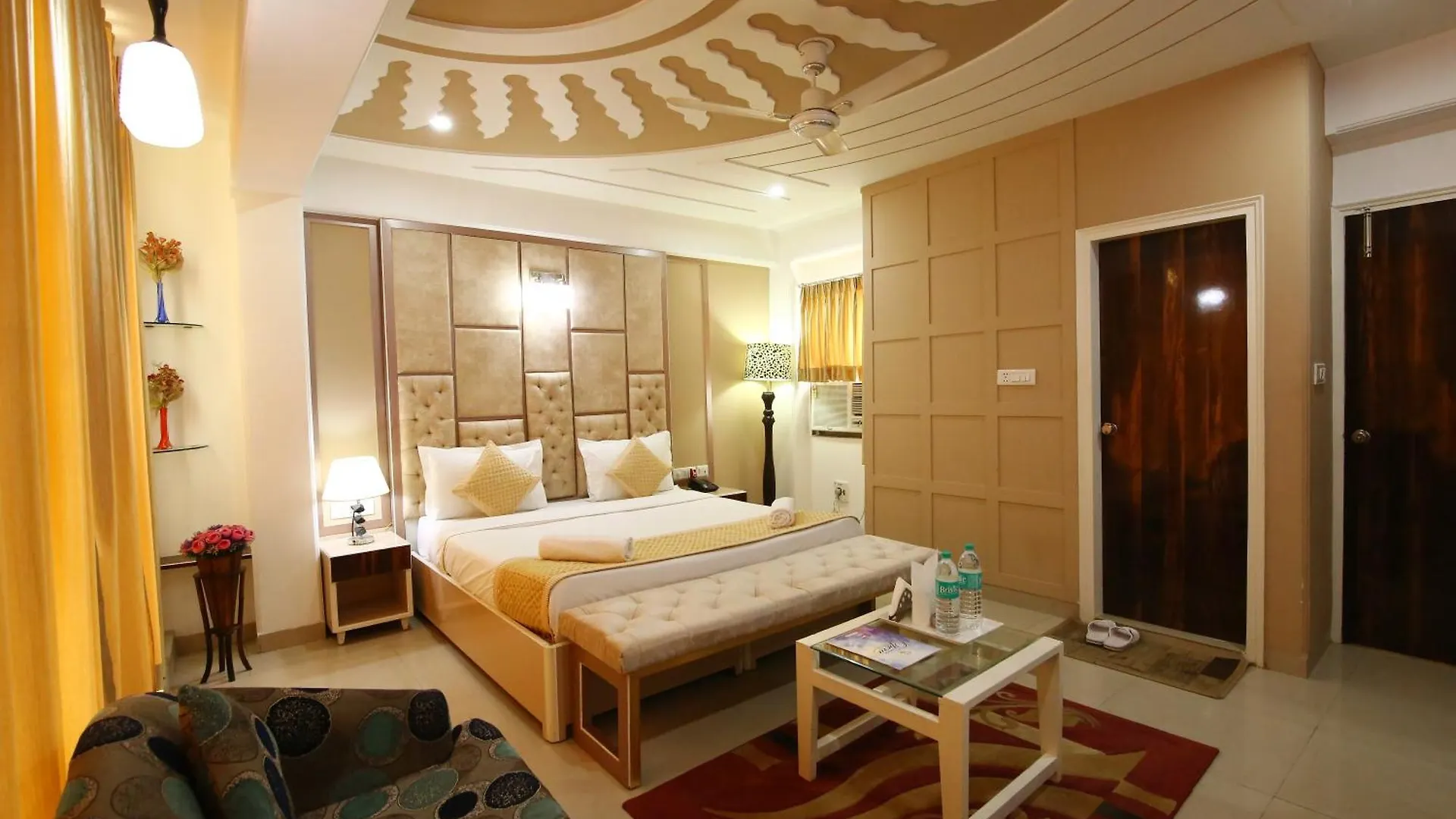 A Family Hotel Oppera Near Igi Airport Nueva Delhi 4*,  India